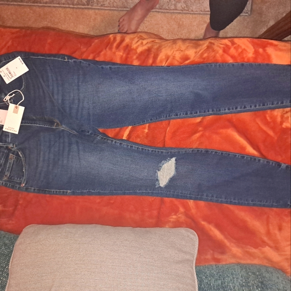Good American skinny jeans-NWT!!